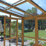 żółty ogród zimowy