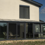 przyciemniany ogród zimowy