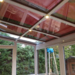 święcące ledy na zadaszeniu tarasu